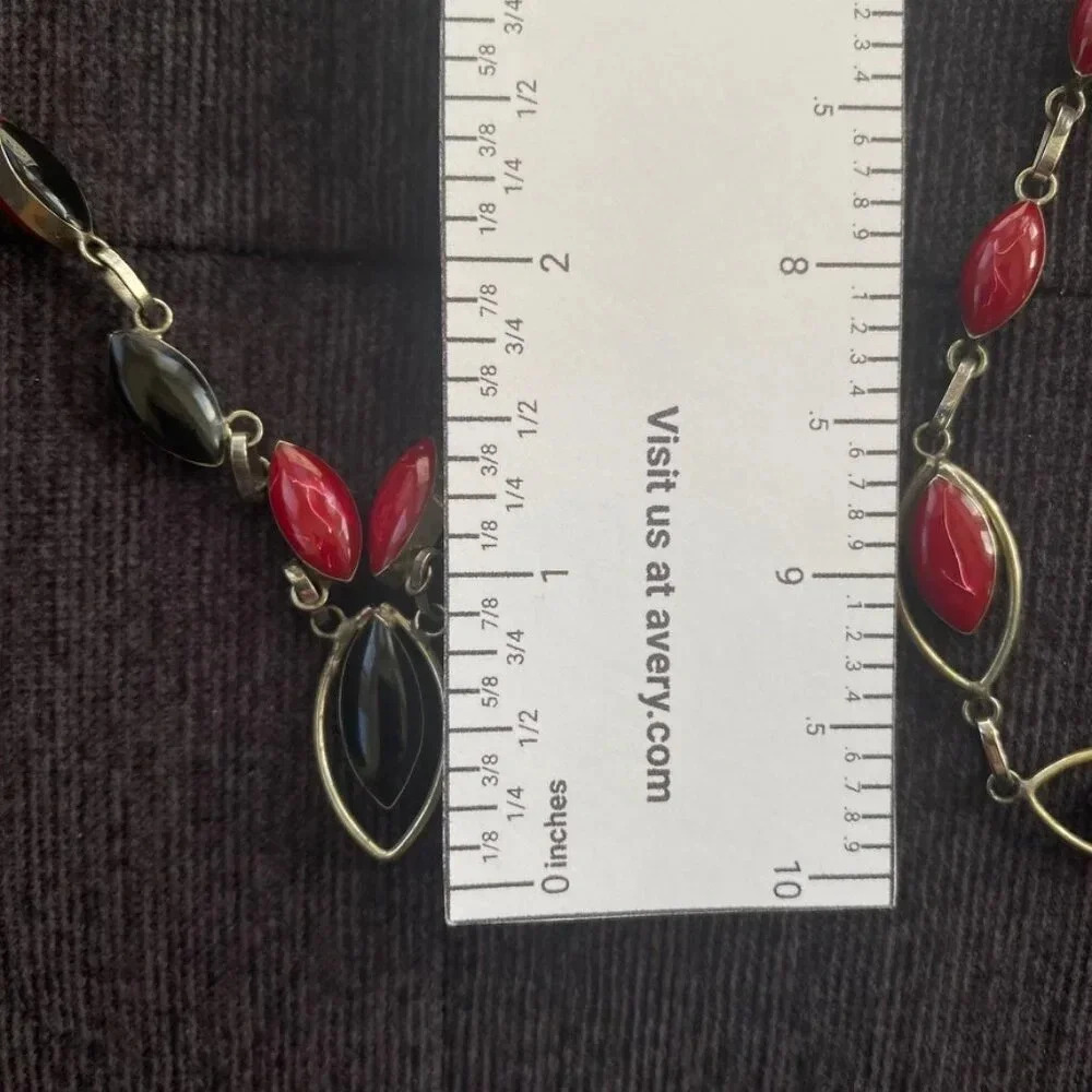 Vintage Art Deco Reversible Red and Black Teardrop Necklace and Bracelet Set - Picture 15 of 16